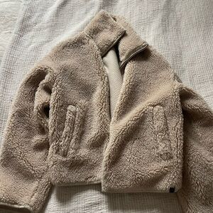 Varley Cozy Beige Sherpa Jacket